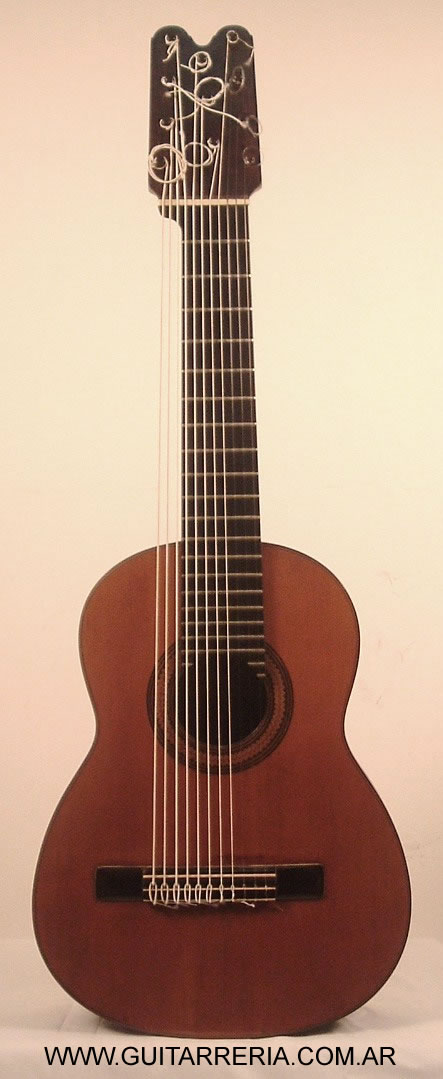 Manuel Dominguez - 1922 - 11 strings